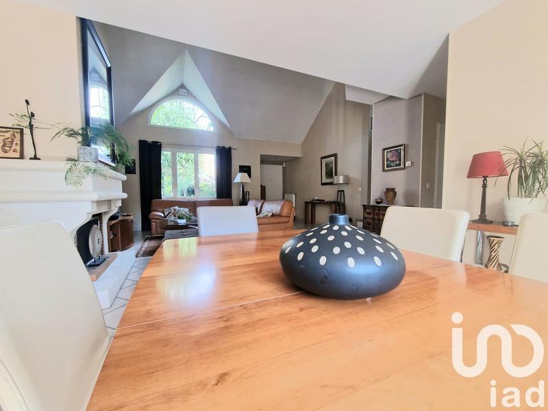 Maison - 191 m² - 6 pièces