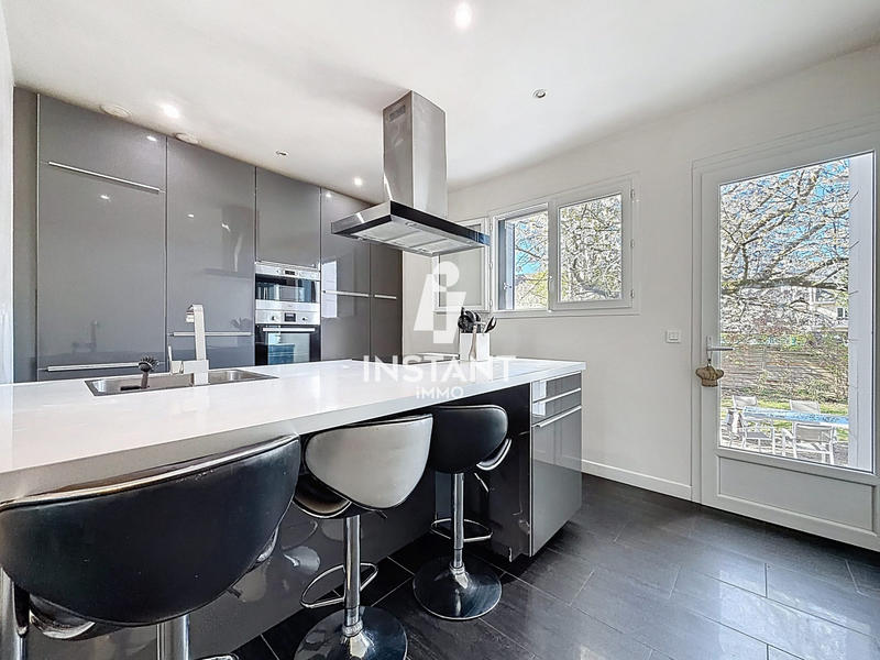 Maison ancienne - 126 m² - 6 pièces