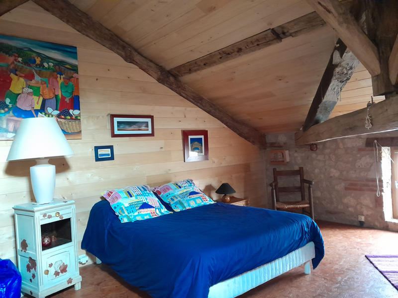 Maison - 240 m² - 8 pièces