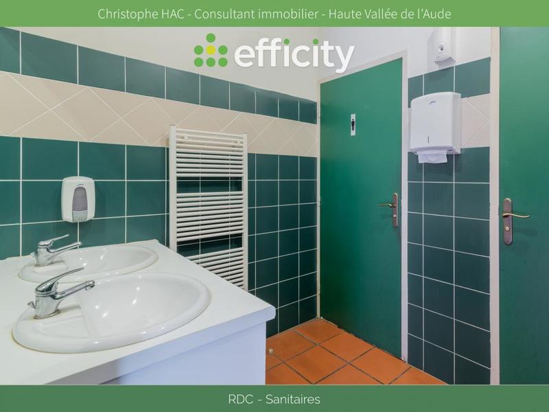 Maison - 670 m² - 13 pièces