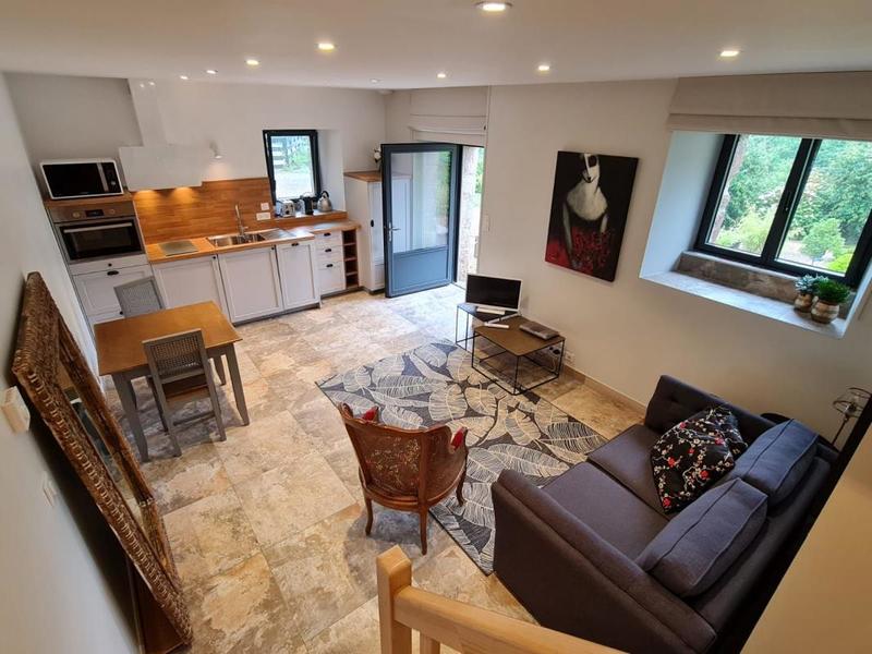 Propriété - 300 m² - 8 pièces