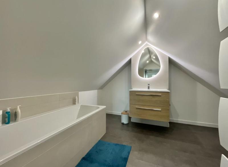 Maison ancienne - 199 m² - 5 pièces