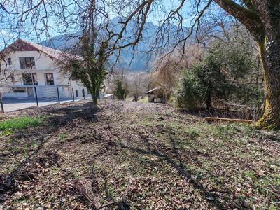 Terrain - 796 m²