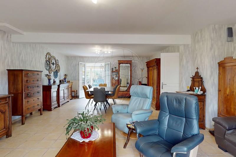 Maison - 170 m² - 7 pièces