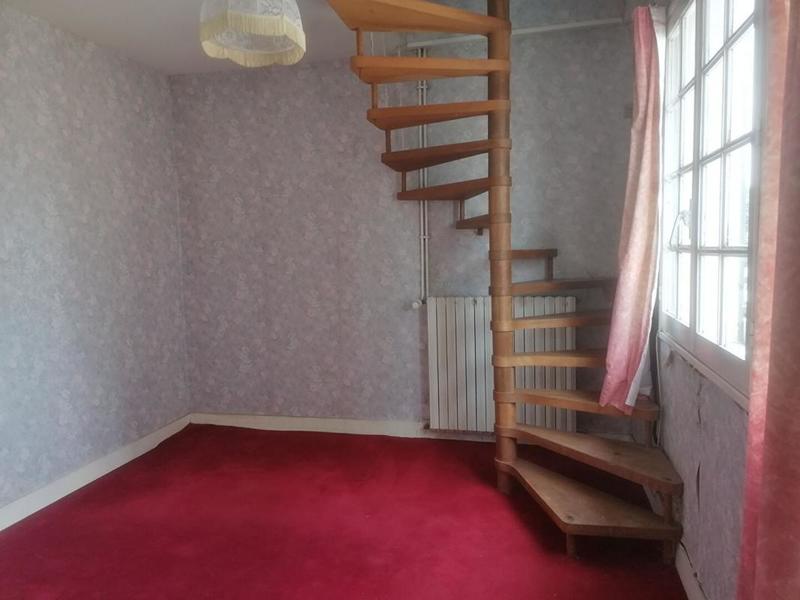 Maison - 230 m² - 7 pièces