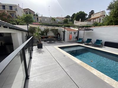 Maison - 138 m² - 8 pièces