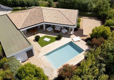 Maison - 203 m² - 8 pièces