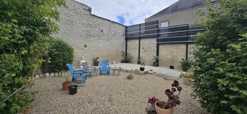 Propriété - 206 m² - 8 pièces