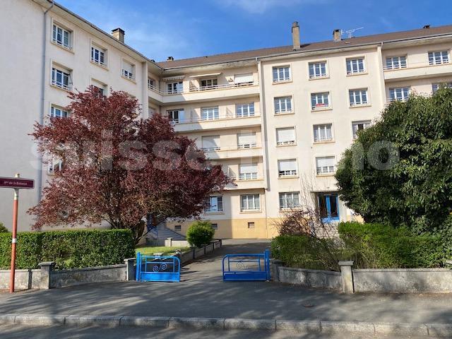 Appartement - 82 m² - 4 pièces