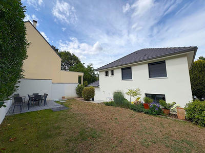 Maison - 108 m² - 5 pièces