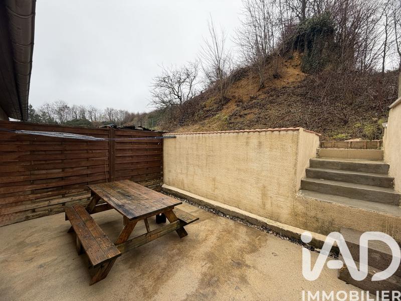 Maison de village - 80 m² - 3 pièces