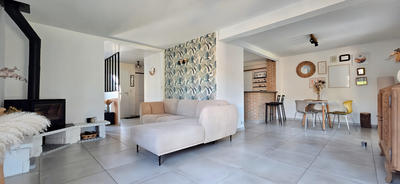 Maison - 140 m² - 7 pièces