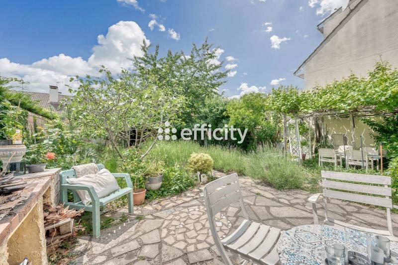 Maison - 153 m² - 8 pièces