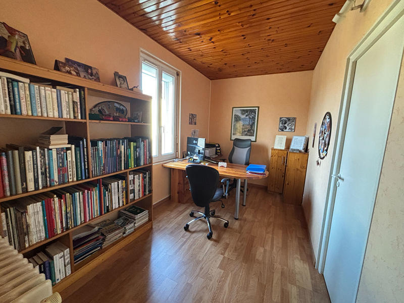 Maison - 199 m² - 9 pièces