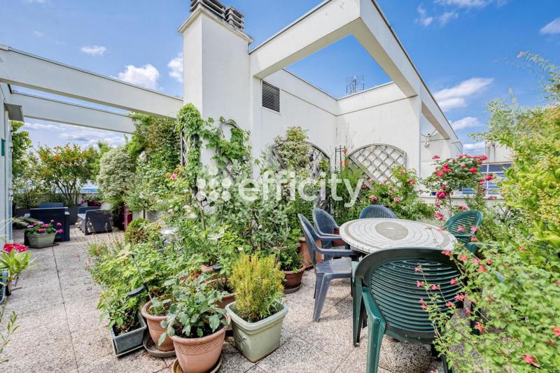 Appartement - 110 m² - 4 pièces