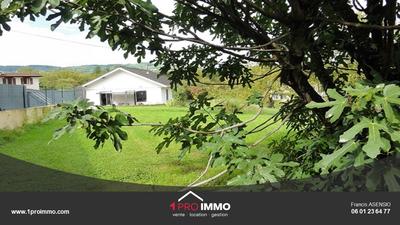 Villa - 90 m² - 4 pièces