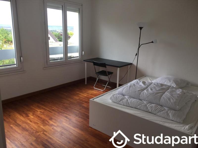 Chambre - 9 m² - 1 pièce