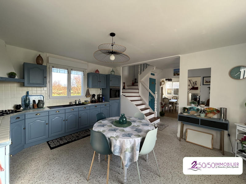 Maison traditionnelle - 95 m² - 5 pièces