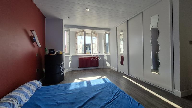 Maison - 155 m² - 6 pièces