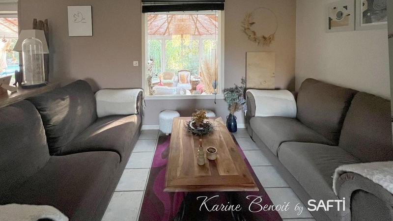 Maison - 237 m² - 8 pièces