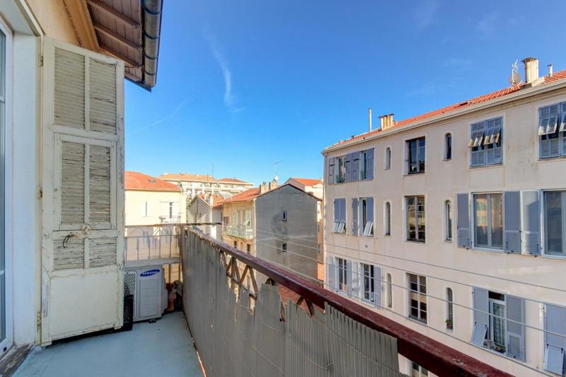 Appartement - 59 m² - 3 pièces