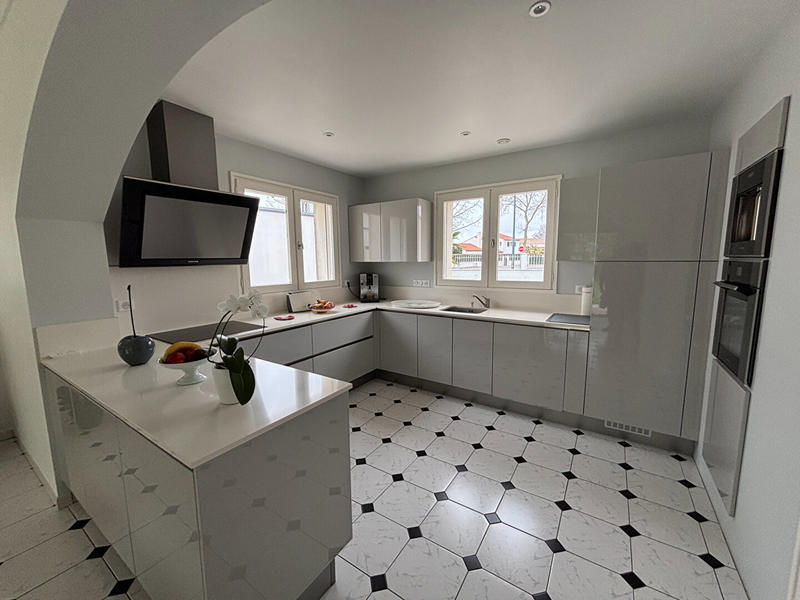 Maison - 158 m² - 5 pièces