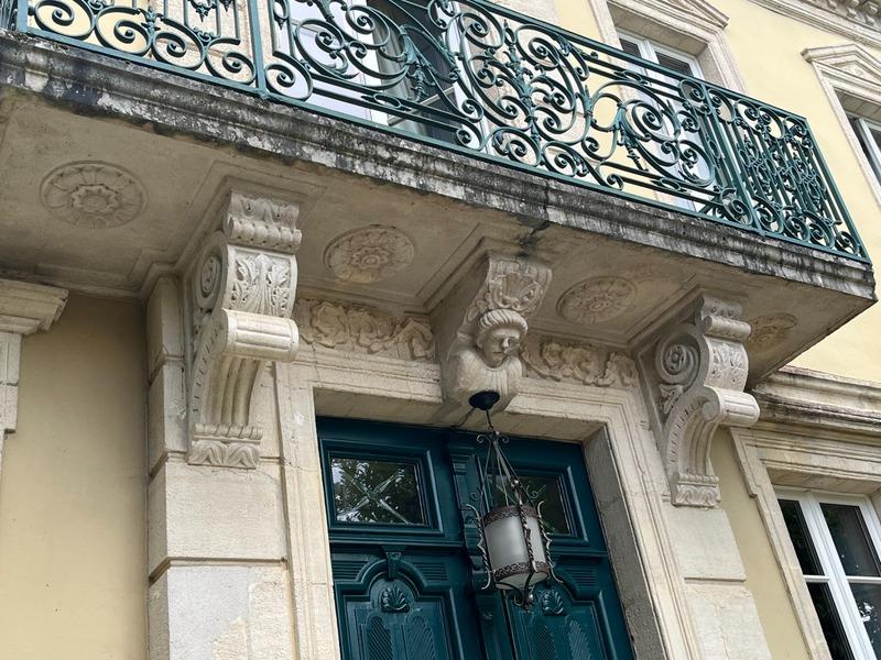 Maison de maîtres - 400 m² - 10 pièces