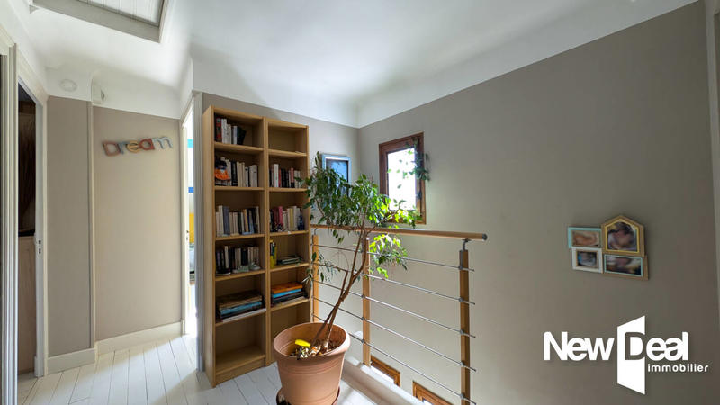 Maison - 140 m² - 5 pièces