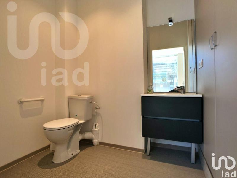 Local commercial - 80 m² - 2 pièces