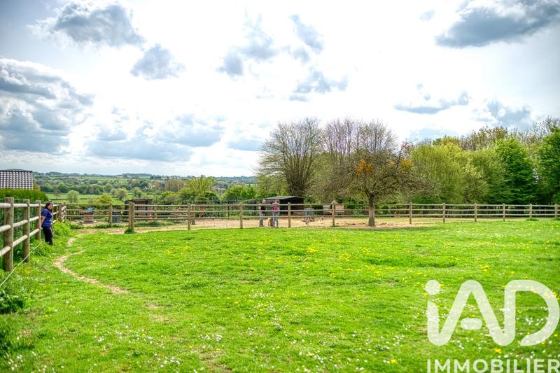 Maison - 226 m² - 8 pièces