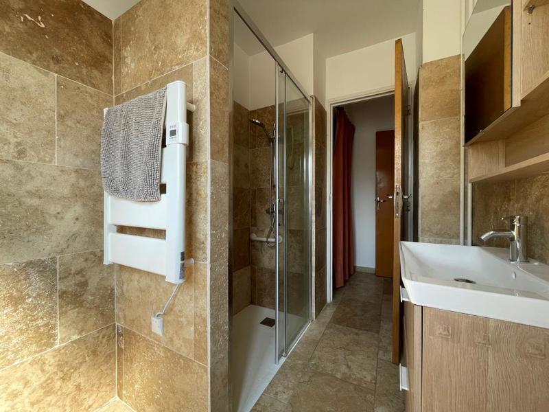 Appartement - 90 m² - 3 pièces