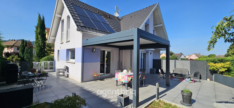 Maison - 152 m² - 7 pièces