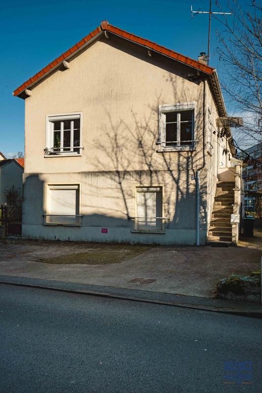 Appartement - 97 m² - 5 pièces