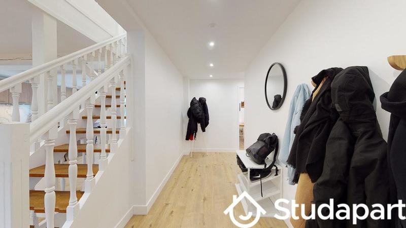 Chambre - 12 m² - 1 pièce