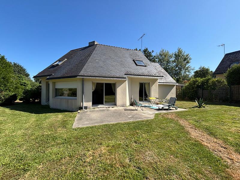 Maison contemporaine - 111 m² - 5 pièces