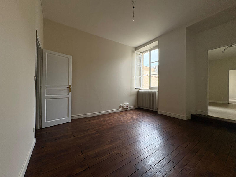Appartement - 130 m² - 5 pièces