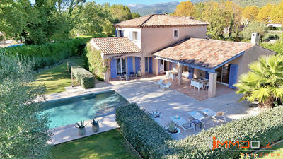 Villa - 174 m² - 6 pièces