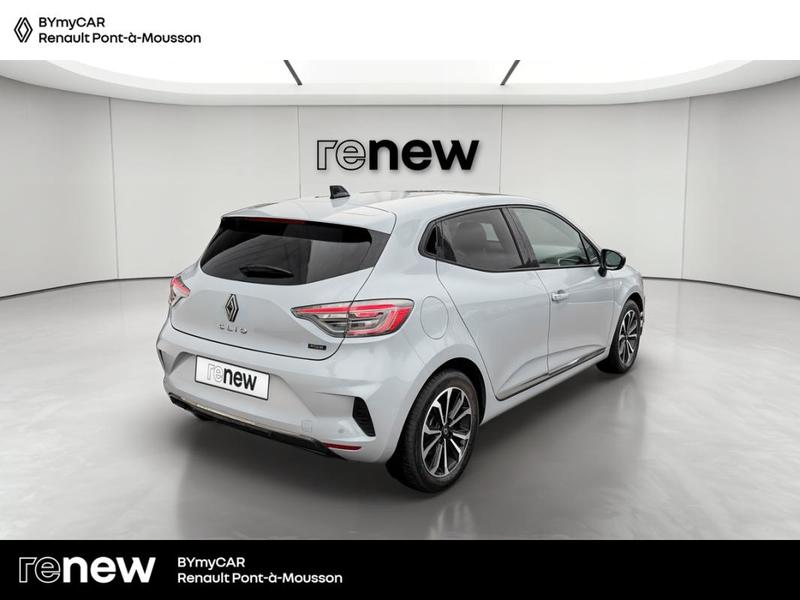 Renault Clio V E-Tech full hybrid 145 Techno