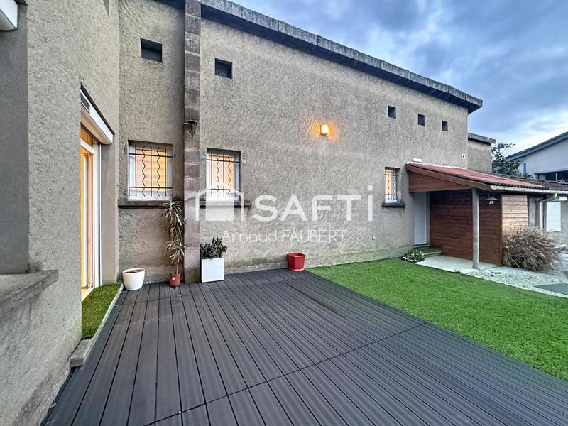 Maison - 105 m² - 4 pièces
