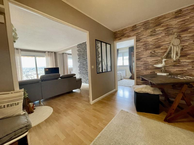 Appartement - 72 m² - 3 pièces