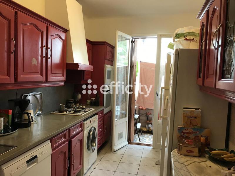 Appartement - 97 m² - 3 pièces