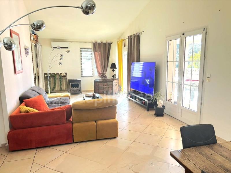 Villa - 240 m² - 7 pièces