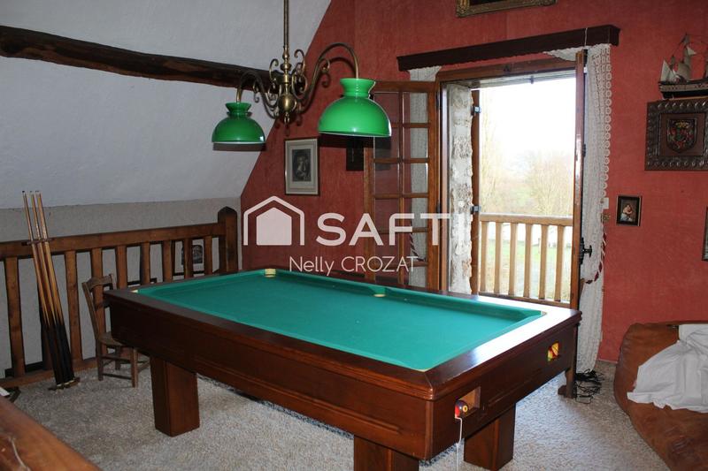 Maison - 220 m² - 8 pièces