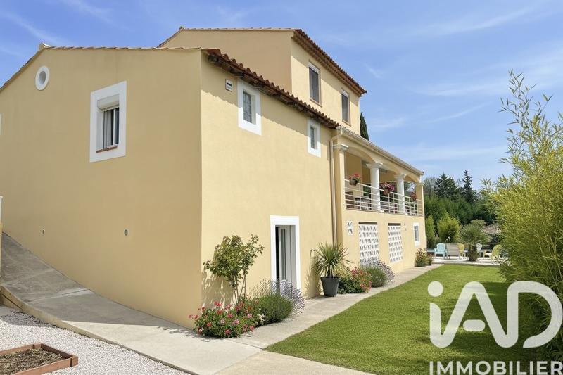 Maison - 145 m² - 5 pièces