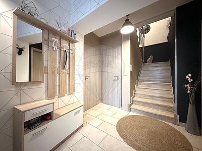 Maison de ville - 178 m² - 5 pièces