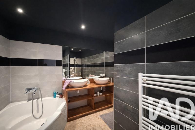 Maison de ville - 75 m² - 3 pièces