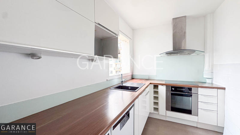 Appartement - 75 m² - 4 pièces