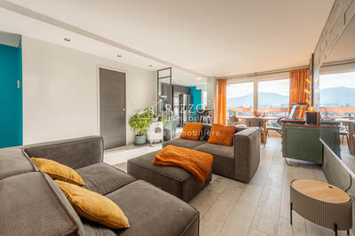 Appartement - 79 m² - 4 pièces