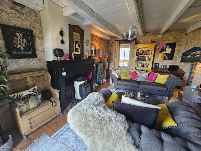 Maison en pierre - 108 m² - 4 pièces