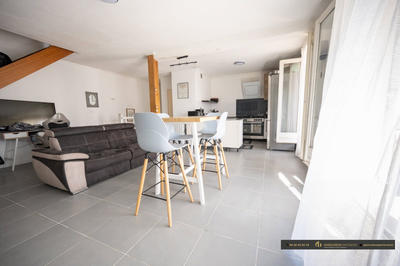 Maison - 82 m² - 4 pièces